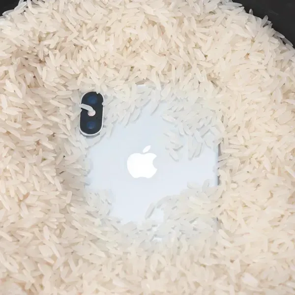 Apple tanácsok beázott iPhone esetén: Felejtsd el a rizses megoldást! — legfontosabb fejlesztések összegzése