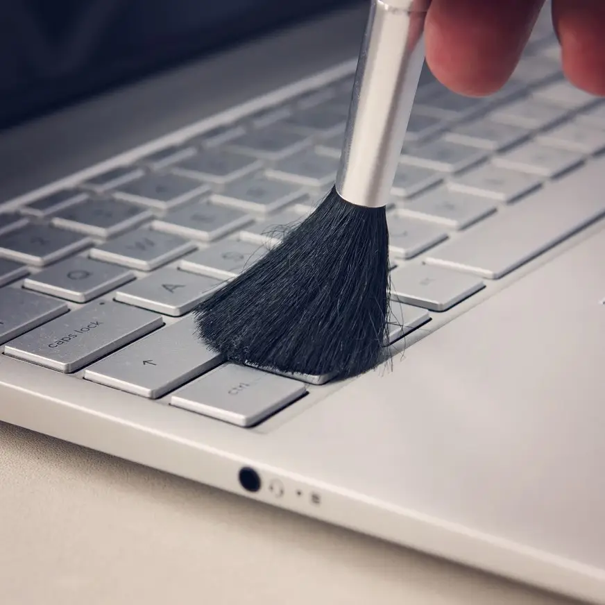 A laptop tisztítása otthon: Lehetséges és fontos! — lépésről lépésre útmutató