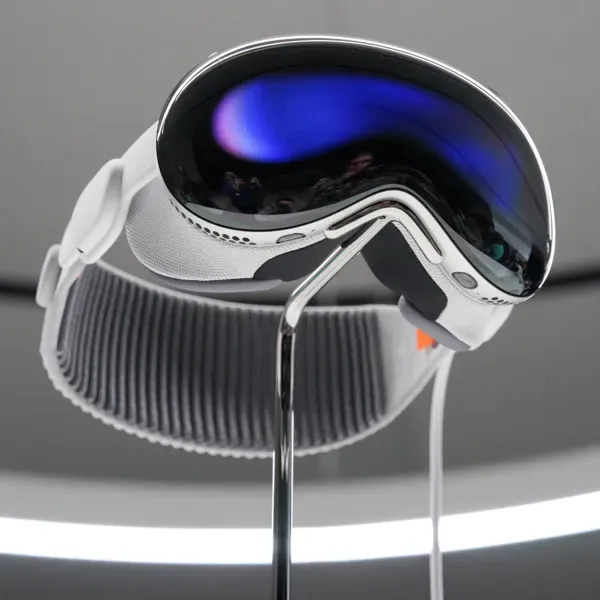 A visszaküldések áradata az Egyesült Államokban: Az Apple Vision Pro k — technikai részletek és első benyomások